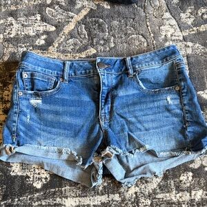 Women's AE super stretch X  Blue Distressed Denim Shorts size 10